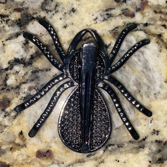 Black Rhinestone Spider Broche - Picture 3 of 3